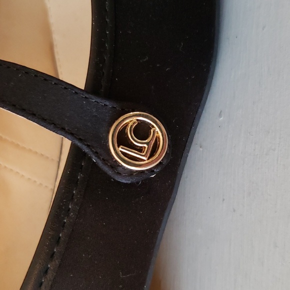 Liz Claiborne Santry ballet flat satin finish w/ gold heel NWOT - Picture 4 of 8